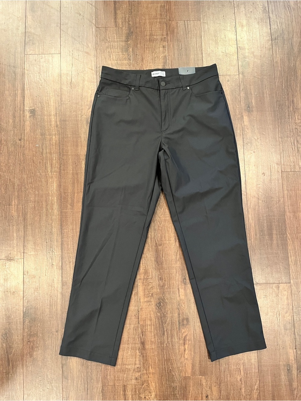 VRST Athletic Fit Black Pants Mens 33x30 Stretch Performance Golf Casual